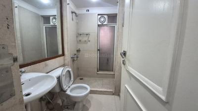 Image of 999 Sq.ft 2 BHK Apartment / Flat for sale in Hiranandani Meadows, Thane West, Thane for Rs. 20000000