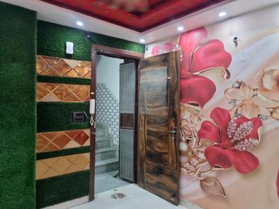 Living Room Image of 452 Sq.ft 2 BHK Apartment / Flat for sale in RWA Om Vihar, Uttam Nagar New Delhi for Rs. 2600000