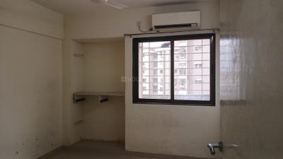 Bedroom Image of 1180 Sq.ft 2 BHK Apartment / Flat for rent in Universal Bilvam Paradise, Pal Gam Surat for Rs. 18500