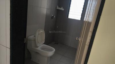Bathroom Image of 960 Sq.ft 2 BHK Apartment / Flat for sale in Nanded Asawari, Nanded Pune for Rs. 8500000