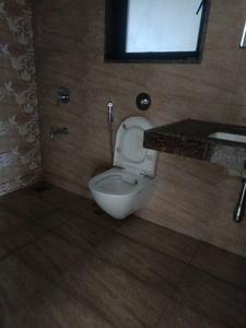 Common Bathroom Image of 1100 Sq.ft 2 BHK Apartment / Flat for sale in Amanora Gold Towers, Hadapsar Pune for Rs. 11500000