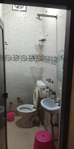 Image of 350 Sq.ft 1 BHK Builder Floor for rent in Sector 5 Rohini, New Delhi for Rs. 15000