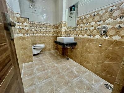 Bathroom Image of 1500 Sq.ft 3 BHK Apartment / Flat for sale in Rohit Ashiana Homes, Peer Muchalla Zirakpur for Rs. 6990000