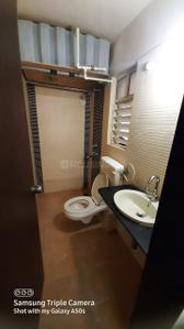 Bathroom Image of 1050 Sq.ft 1 BHK Apartment / Flat for rent in Golden Winds Building B Phase 3, Lohegaon Pune for Rs. 19000