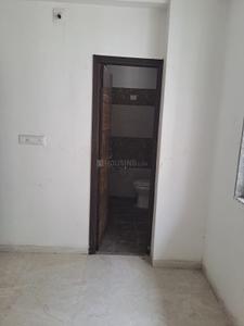 Bathroom Image of 550 Sq.ft 2 BHK Apartment / Flat for sale in Abhilashha Residency, Lambha Ahmedabad for Rs. 2150000
