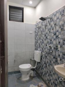 Common Bathroom Image of 800 Sq.ft 2 BHK Apartment / Flat for sale in CI Golf City, Kambakshpur Noida for Rs. 3080000