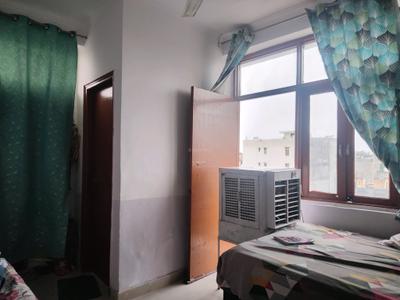 Bedroom Image of 700 Sq.ft 2 BHK Apartment / Flat for sale in Sangam Vihar New Delhi for Rs. 2800000