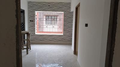 Living Room Image of 750 Sq.ft 2 BHK Apartment / Flat for sale in Boral Kolkata for Rs. 3500000