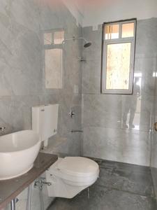 Common Bathroom Image of 1350 Sq.ft 3 BHK Apartment / Flat for rent in Newa Bhakti Park, Hari Om Nagar Thane for Rs. 80000