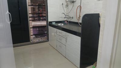Kitchen Image of 510 Sq.ft 1 BHK Apartment / Flat for rent in Agripada Mumbai for Rs. 45000