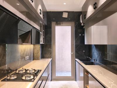 Kitchen Image of 2340 Sq.ft 4 BHK Builder Floor for sale in Uppal Southend, Sector 49 Gurgaon for Rs. 32000000