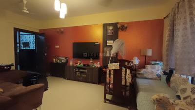 Living Room Image of 1080 Sq.ft 2 BHK Apartment / Flat for rent in Kolte Patil Margosa Heights, Mohammed Wadi Pune for Rs. 25500