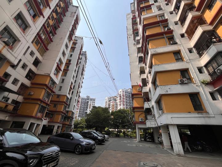 Diamond City West Main Image 1