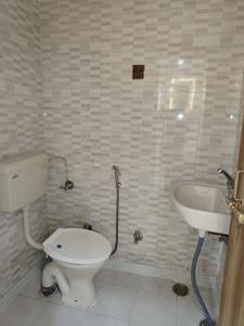 Bathroom Image of 1390 Sq.ft 3 BHK Apartment / Flat for sale in Shree Mohan Apartment, Semra Lucknow for Rs. 5500000