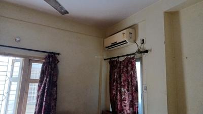 Bedroom Image of Pg in Golfgreen, kolkata in Golf Green, Kolkata