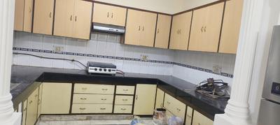 Kitchen Image of 1800 Sq.ft 3 BHK Builder Floor for rent in Sector 41 Noida for Rs. 45000