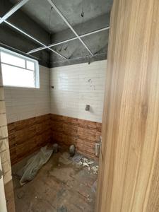 Bathroom Image of 1006 Sq.ft 2 BHK Apartment / Flat for sale in ISR Udayam, Bommanahalli Bengaluru for Rs. 6800000