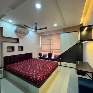 Bedroom Image of 1800 Sq.ft 3 BHK Builder Floor for rent in Nipania Indore for Rs. 34500