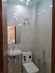 Common Bathroom Image of 540 Sq.ft 2 BHK Builder Floor for rent in Dwarka Mor New Delhi for Rs. 23000