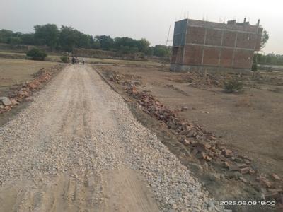 Image of 900 Sq.ft Residential Plot / Land for sale in Shantipuram, Allahabad for Rs. 2100000