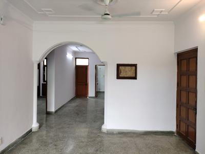 Living Room Image of 1500 Sq.ft 3 BHK Apartment / Flat for sale in Sector 6 Dwarka New Delhi for Rs. 24500000