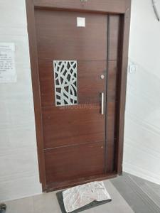 Bedroom Image of 700 Sq.ft 1 BHK Apartment / Flat for rent in Cumballa Hill Mumbai for Rs. 125000