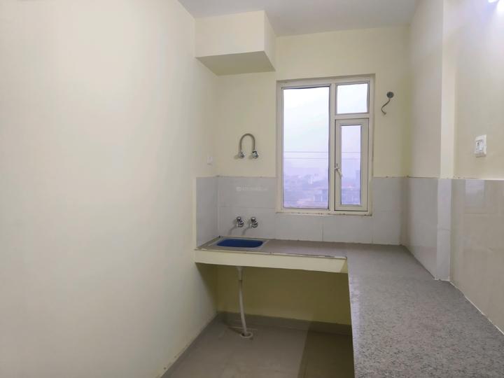 Pyramid Elite Main Image 1