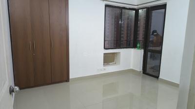 Bedroom Image of 1660 Sq.ft 3 BHK Apartment / Flat for rent in RG Luxury, Noida Extension Greater Noida for Rs. 26000