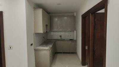 Kitchen Image of 1650 Sq.ft 3 BHK Apartment / Flat for sale in Sector 102 Noida for Rs. 7850000