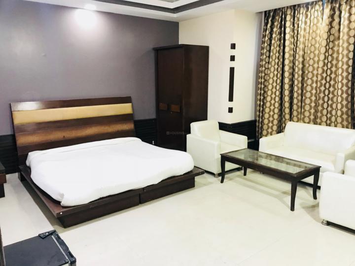 Bedroom Image of Urbanroomz Coliving PG in Sector 45, Gurgaon