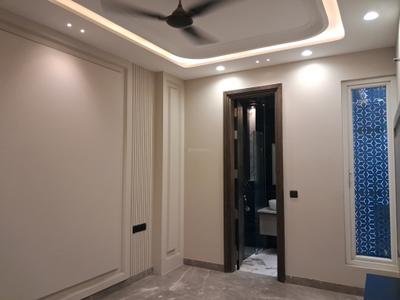 Bedroom Image of 1350 Sq.ft 3 BHK Builder Floor for sale in Paschim Vihar New Delhi for Rs. 28000000