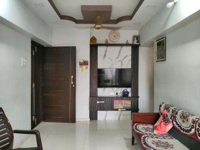 Living Room Image of 650 Sq.ft 1 BHK Apartment / Flat for sale in Mulund East Mumbai for Rs. 10500000