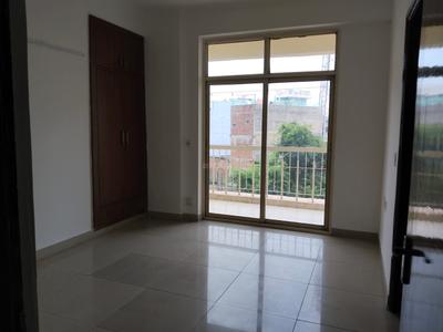 Bedroom Image of 1240 Sq.ft 3 BHK Apartment / Flat for sale in Mahagun Mascot, Crossings Republik Ghaziabad for Rs. 12200000