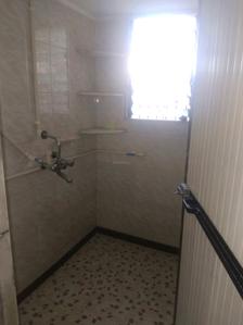 Common Bathroom Two Image of 550 Sq.ft 1 BHK Apartment / Flat for rent in Kandivali West Mumbai for Rs. 32000