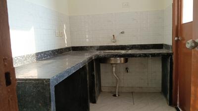 Kitchen Image of 847 Sq.ft 3 BHK Apartment / Flat for rent in The 102, Joka Kolkata for Rs. 18000
