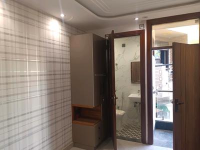 Bedroom Image of 590 Sq.ft 2 BHK Builder Floor for sale in Mahavir Enclave New Delhi for Rs. 5600000