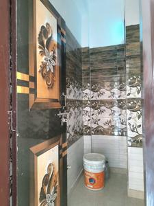 Common Bathroom Image of 750 Sq.ft 2 BHK Builder Floor for sale in DLF Ankur Vihar Ghaziabad for Rs. 2365465