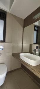 Bathroom Image of 1218 Sq.ft 3 BHK Apartment / Flat for sale in Shapoorji Pallonji Vicinia, Powai Mumbai for Rs. 34000000