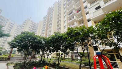Image of 1950 Sq.ft 4 BHK Apartment / Flat for sale in Sector 33, Bhiwadi for Rs. 9000000