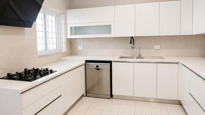 Kitchen Image of 2935 Sq.ft 4 BHK Builder Floor for sale in Thiruvanmiyur Chennai for Rs. 45000000