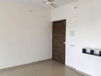 Living Room Image of 731 Sq.ft 2 BHK Apartment / Flat for rent in Vihang Valley, Kasarvadavali Thane for Rs. 27000