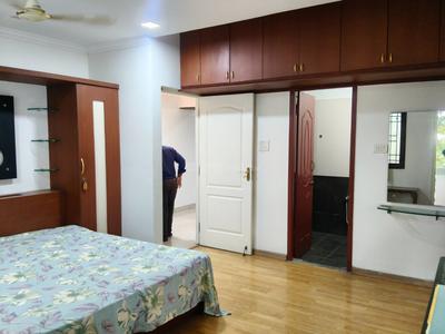 Bedroom Image of 2400 Sq.ft 3 BHK Apartment / Flat for rent in Anna Nagar Chennai for Rs. 80000