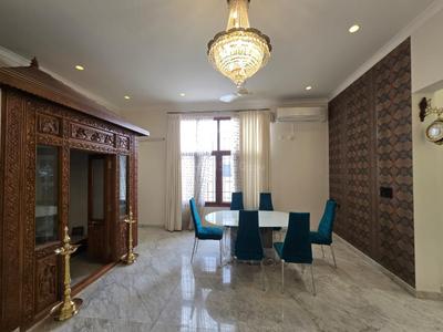 Hall Image of 5500 Sq.ft 5 BHK Apartment / Flat for rent in Sanjaynagar Bengaluru for Rs. 350000