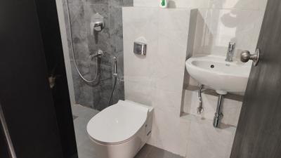 Image of 450 Sq.ft 1 BHK Apartment / Flat for rent in Lodha Vista, Lower Parel, Mumbai for Rs. 55000