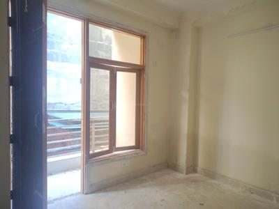 Bedroom Image of 700 Sq.ft 2 BHK Apartment / Flat for sale in Sangam Vihar New Delhi for Rs. 4000000