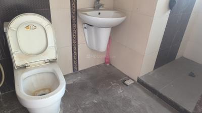Image of 1500 Sq.ft 3 BHK Apartment / Flat for rent in Amar Courtyards, Hadapsar, Pune for Rs. 39000