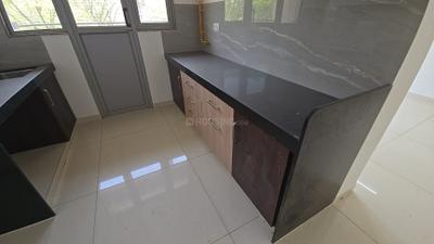 Kitchen Image of 650 Sq.ft 2 BHK Apartment / Flat for rent in Adani Aster Neo, Shantigram Ahmedabad for Rs. 39000