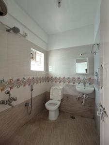 Bathroom Image of 650 Sq.ft 1 BHK Builder Floor for rent in Muneshwara Nagar Bengaluru for Rs. 31000