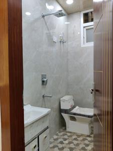 Common Bathroom Image of 1350 Sq.ft 3 BHK Builder Floor for sale in Indirapuram Ghaziabad for Rs. 13500000