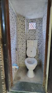 Bathroom Image of 668 Sq.ft 2 BHK Independent House for rent in Qutub Vihar New Delhi for Rs. 8000
